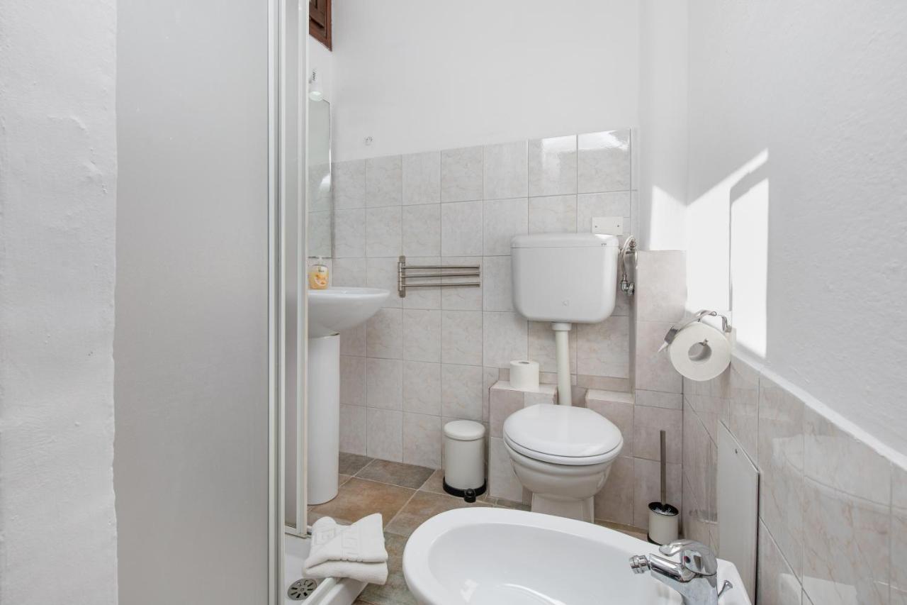 Assaje Guestroom 奧爾比亞 外观 照片