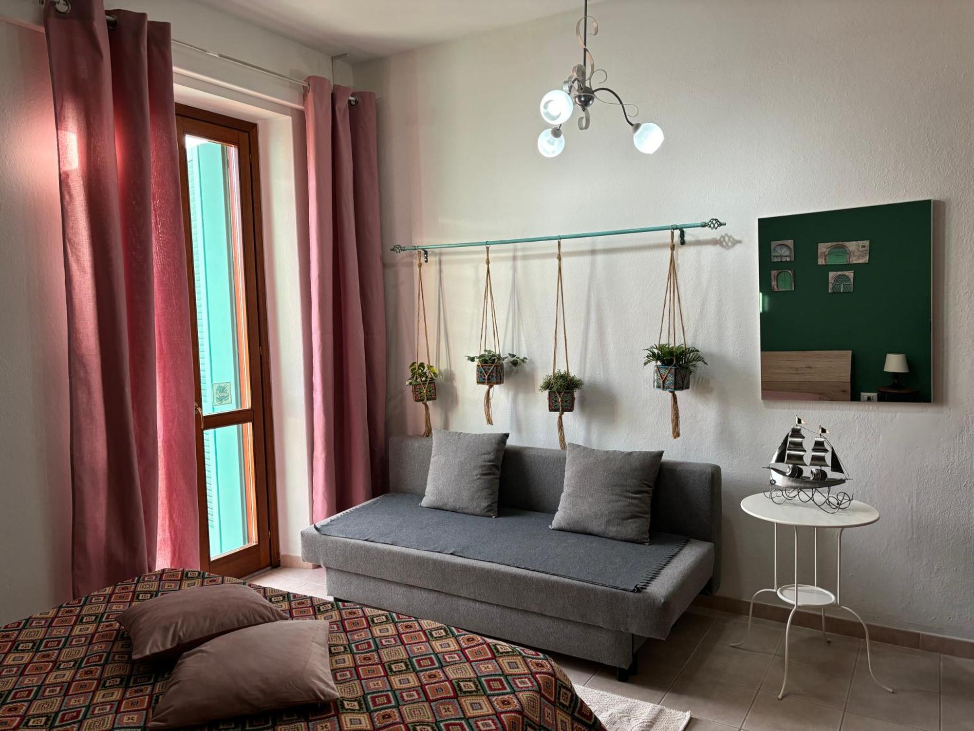 Assaje Guestroom 奧爾比亞 外观 照片